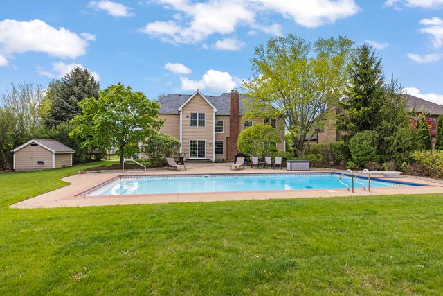 3803 Royal Portrush Drive, Naperville, IL 60564
