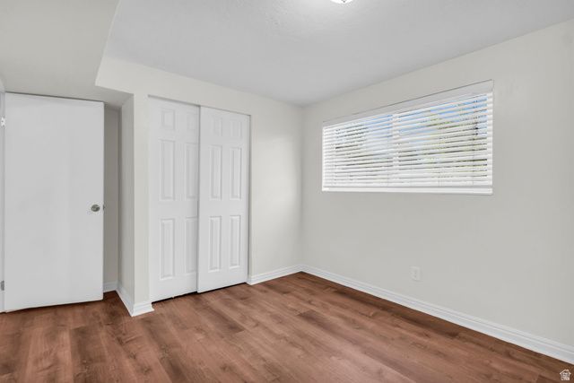 1124 E WEBSTER DR, Sandy, UT 84094