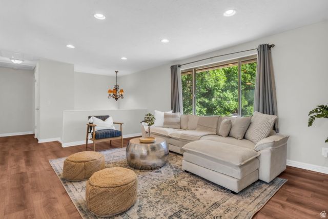 1124 E WEBSTER DR, Sandy, UT 84094