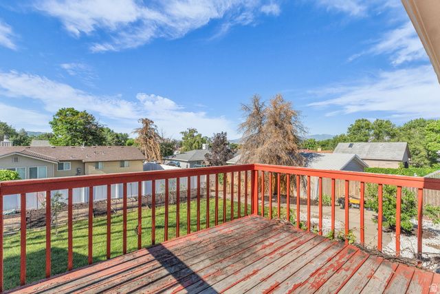 1124 E WEBSTER DR, Sandy, UT 84094