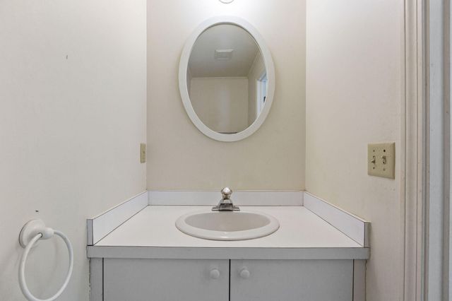 2255 State Highway, Eastham, MA 02642