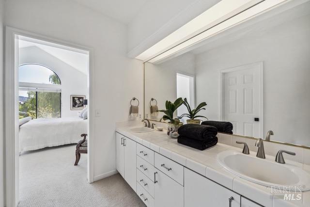 118 Eucalyptus Knoll St, Mill Valley, CA 94941