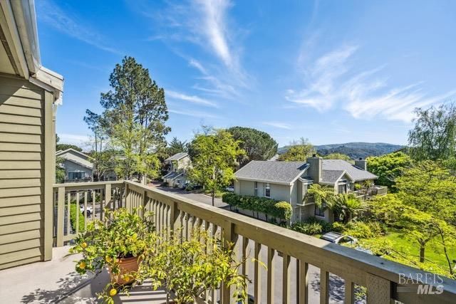 118 Eucalyptus Knoll St, Mill Valley, CA 94941