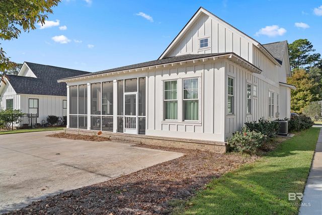 708 Boundary Drive, Fairhope, AL 36532