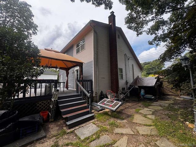 42 Breston Drive W, Shirley, NY 11967