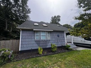 42 Breston Drive W, Shirley, NY 11967