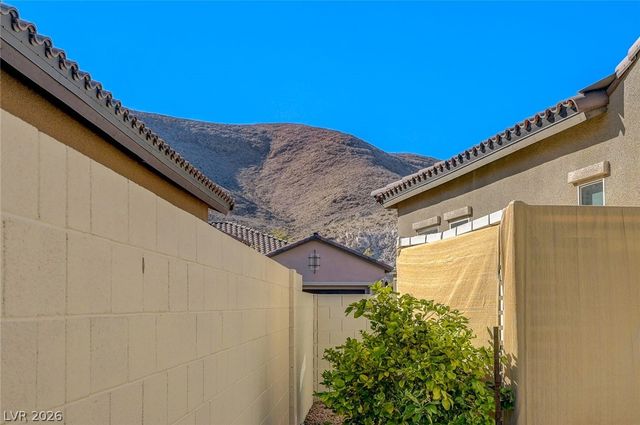 12658 New Providence Street, Las Vegas, NV 89141