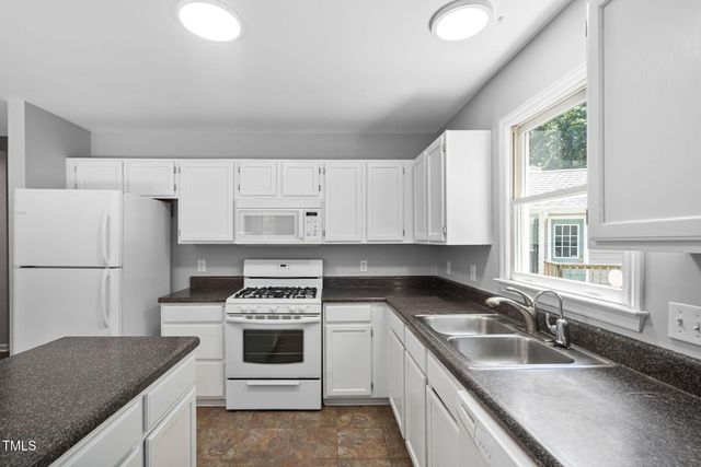 2912 Enson Place, Raleigh, NC 27603