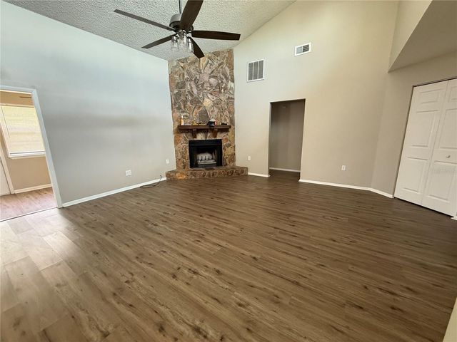 712 HAZY MEADOW COURT, Brandon, FL 33510