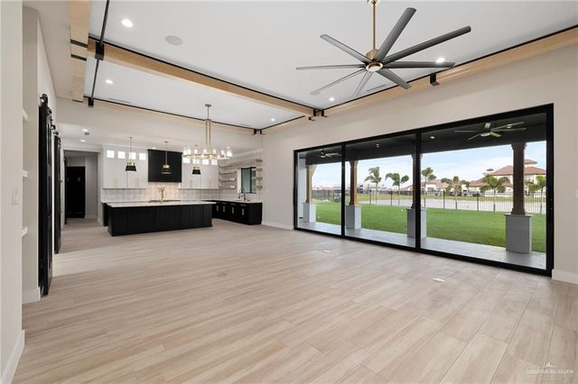 4825 Estancia Parkway, Mcallen, TX 78504