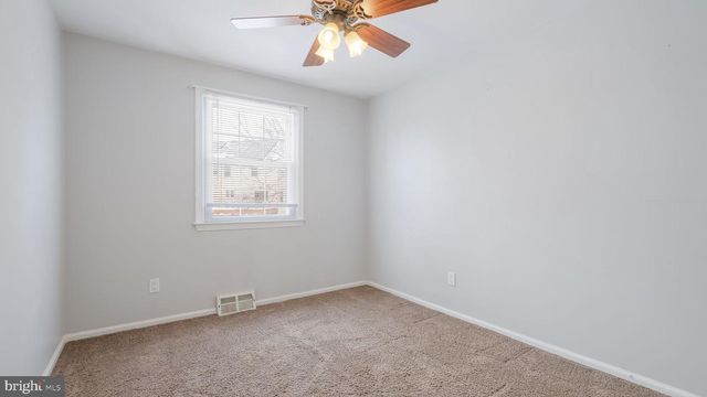 184 WOODLARK LN, Media, PA 19063