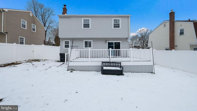 184 WOODLARK LN, Media, PA 19063