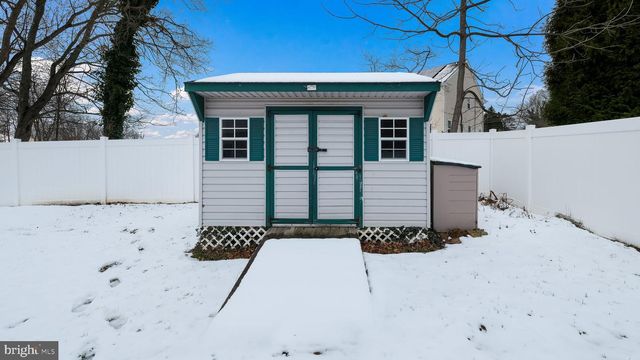 184 WOODLARK LN, Media, PA 19063