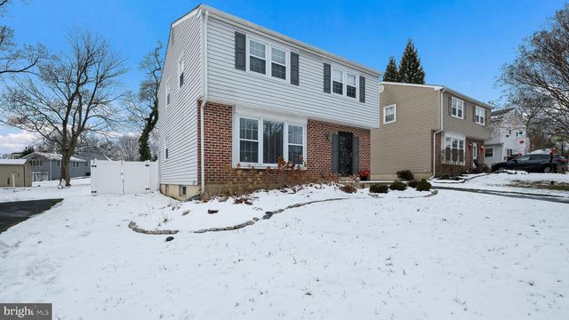 184 WOODLARK LN, Media, PA 19063