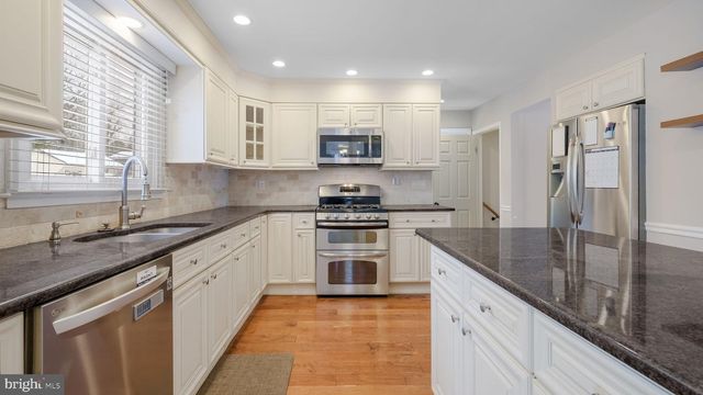 184 WOODLARK LN, Media, PA 19063