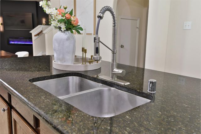 802 Harbor Lakes Lane, Katy, TX 77494