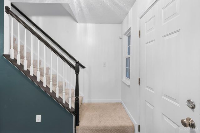 728 Oak Forest Drive, Hamilton Twp, OH 45152