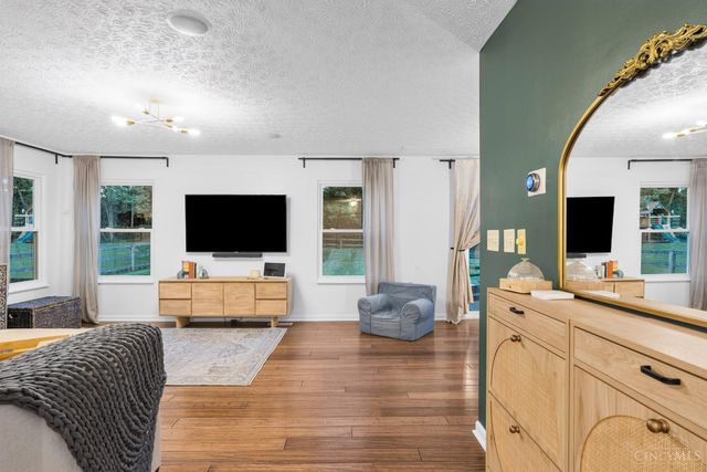 728 Oak Forest Drive, Hamilton Twp, OH 45152