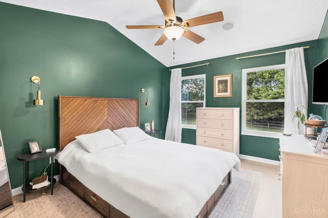 728 Oak Forest Drive, Hamilton Twp, OH 45152