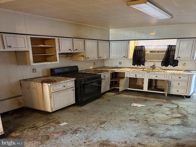 1534 E PASSYUNK AVE, Philadelphia, PA 19147