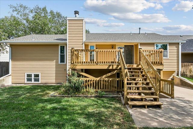 9715 W Westlawn St, Wichita, KS 67212