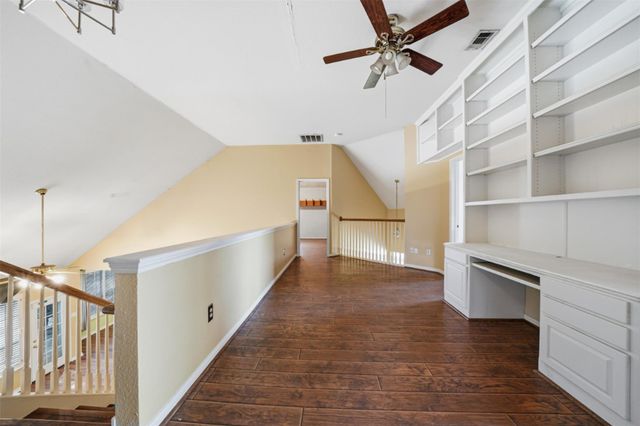 2412 Cloud Peak LN, Round Rock, TX 78681