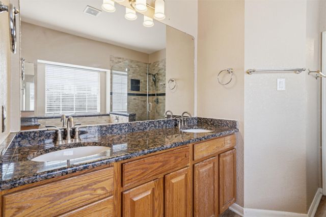 2412 Cloud Peak LN, Round Rock, TX 78681