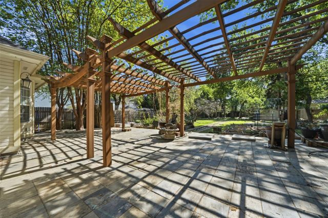 2412 Cloud Peak LN, Round Rock, TX 78681