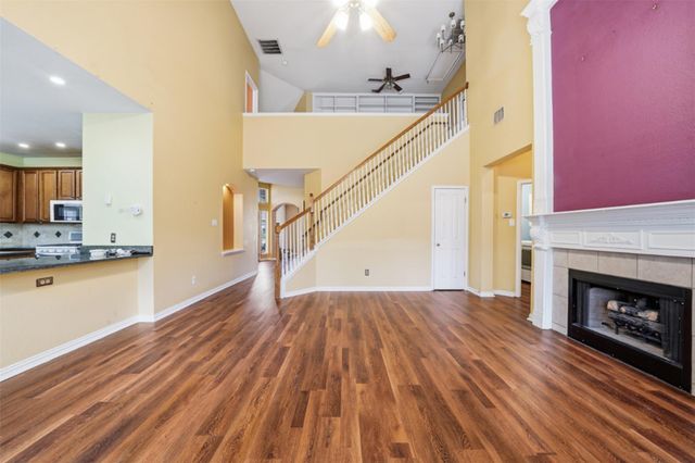 2412 Cloud Peak LN, Round Rock, TX 78681