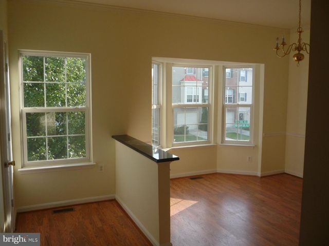552 SPARKLEBERRY TER NE, Leesburg, VA 20176