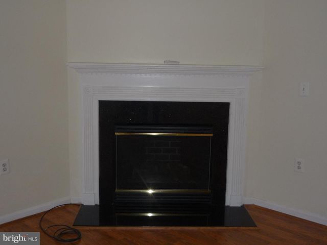 552 SPARKLEBERRY TER NE, Leesburg, VA 20176