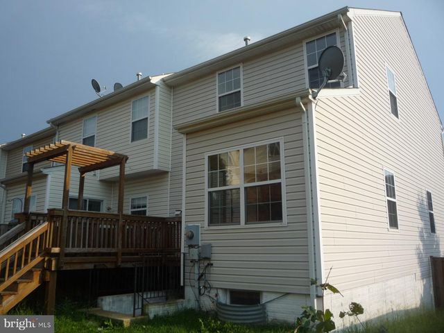 552 SPARKLEBERRY TER NE, Leesburg, VA 20176