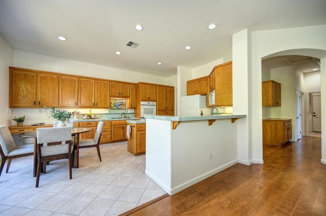 1665 Halifax Way, El Dorado Hills, CA 95762