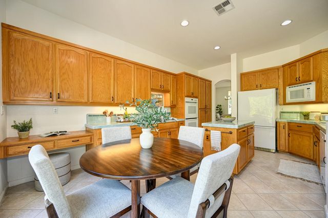 1665 Halifax Way, El Dorado Hills, CA 95762