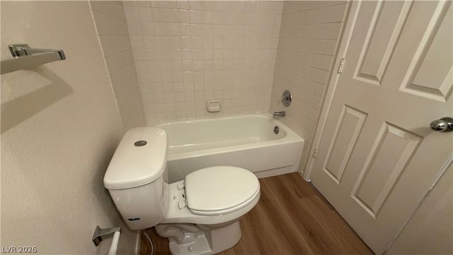 1328 Maplegrove Circle, Las Vegas, NV 89108