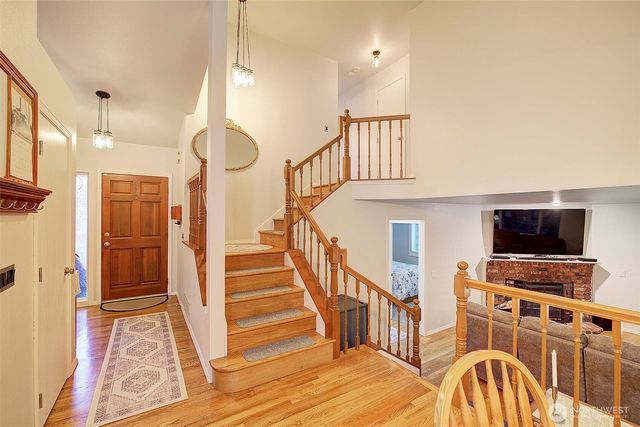 929 224th Avenue NE, Sammamish, WA 98074