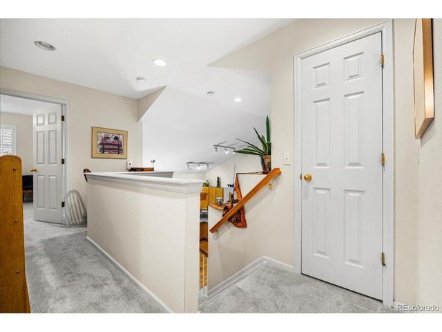 1011 Laurenwood Ln, Highlands Ranch, CO 80129