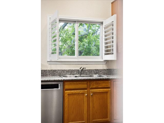 1011 Laurenwood Ln, Highlands Ranch, CO 80129