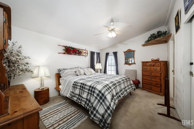 108 Split Mountain Way, Wofford Heights, CA 93285