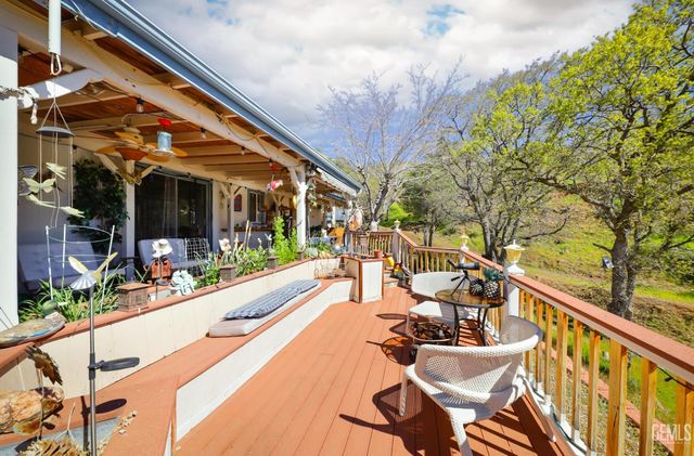 108 Split Mountain Way, Wofford Heights, CA 93285