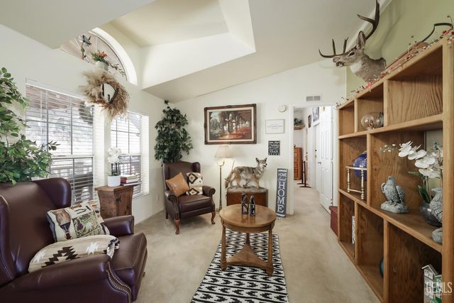 108 Split Mountain Way, Wofford Heights, CA 93285