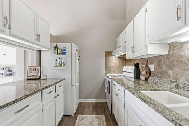 13732 Hemlock Court, Apple Valley, MN 55124