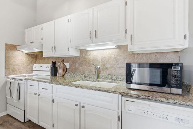 13732 Hemlock Court, Apple Valley, MN 55124