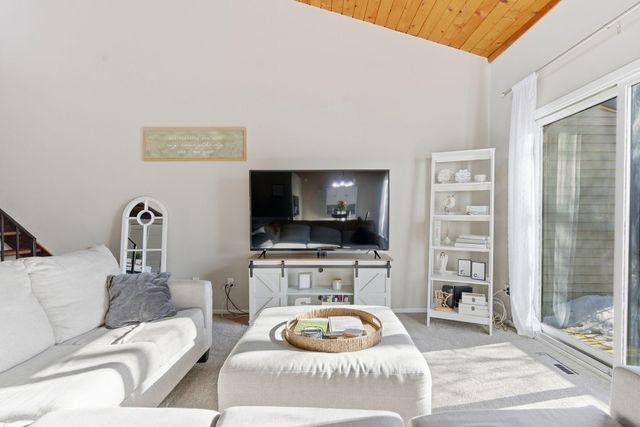 13732 Hemlock Court, Apple Valley, MN 55124