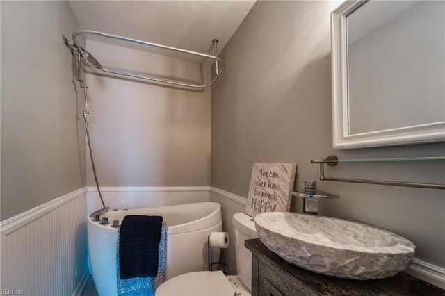 1600 E Ocean View AVE J, Norfolk, VA 23503