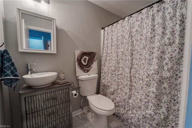 1600 E Ocean View AVE J, Norfolk, VA 23503