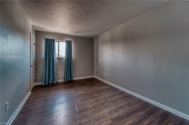 1600 E Ocean View AVE J, Norfolk, VA 23503