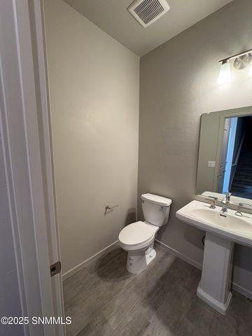 3073 Gladstone Street, Las Cruces, NM 88012