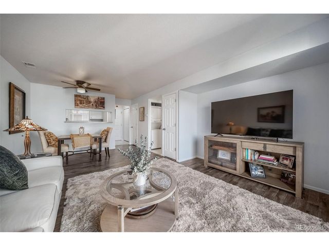 1267 S Gilbert St 302, Castle Rock, CO 80104