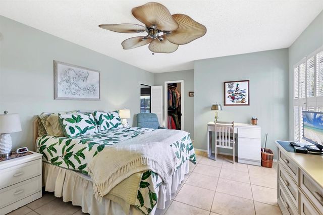 5603 CREEKWOOD DRIVE, Sarasota, FL 34233